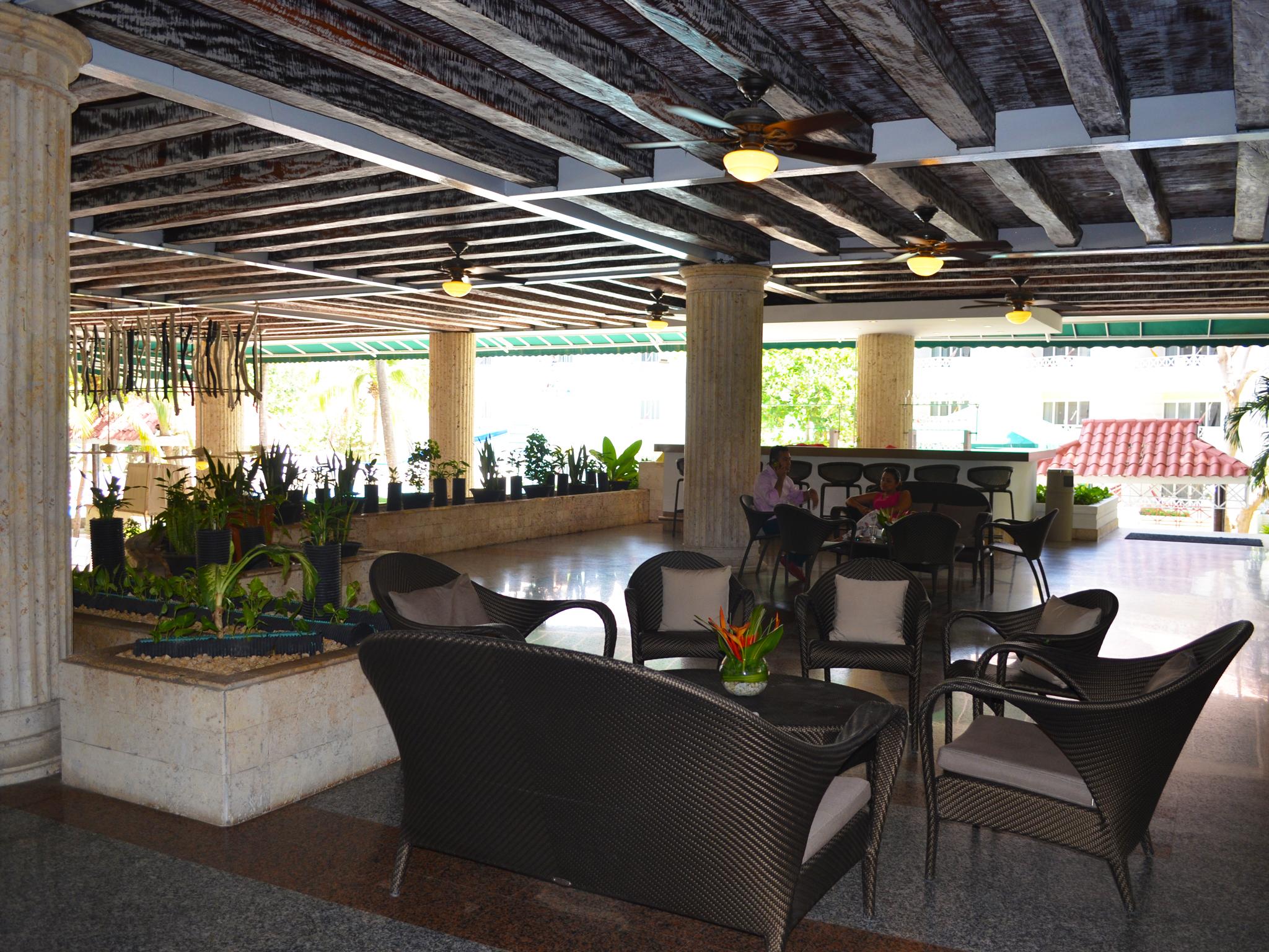 Hotel Las Americas Casa De Playa Cartagena Ngoại thất bức ảnh The lobby of the hotel