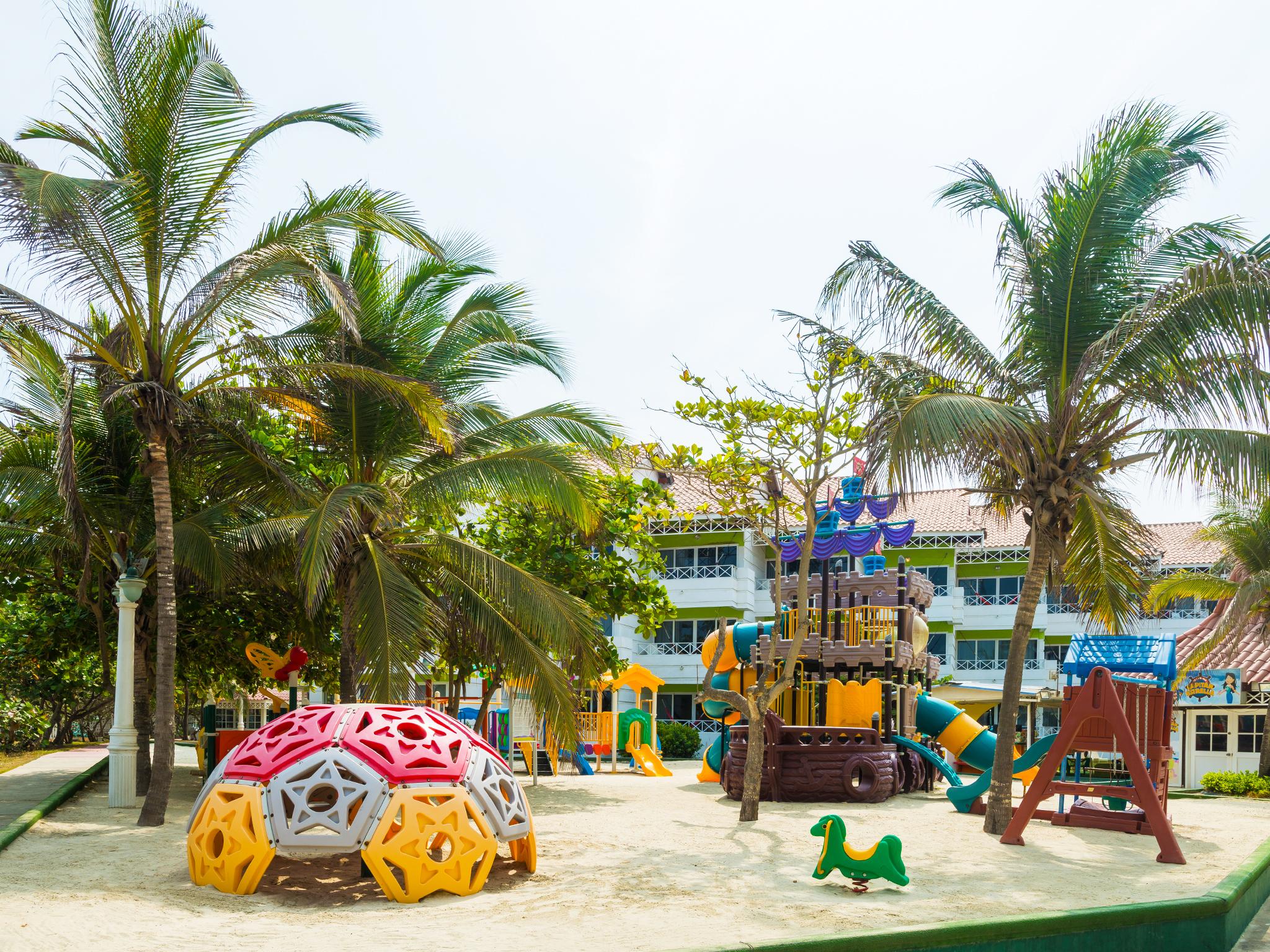 Hotel Las Americas Casa De Playa Cartagena Ngoại thất bức ảnh Playground