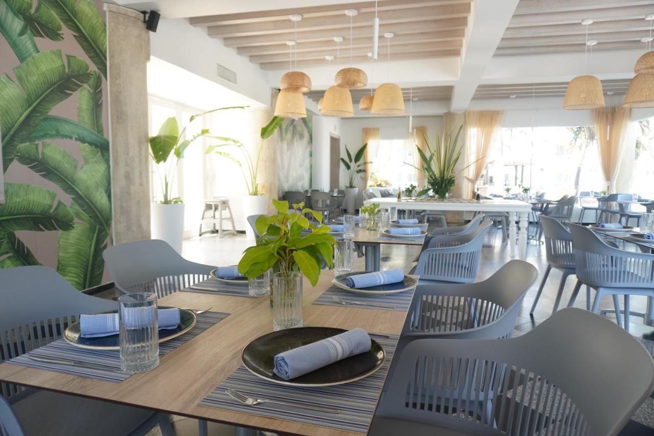 Hotel Las Americas Casa De Playa Cartagena Ngoại thất bức ảnh Restaurant